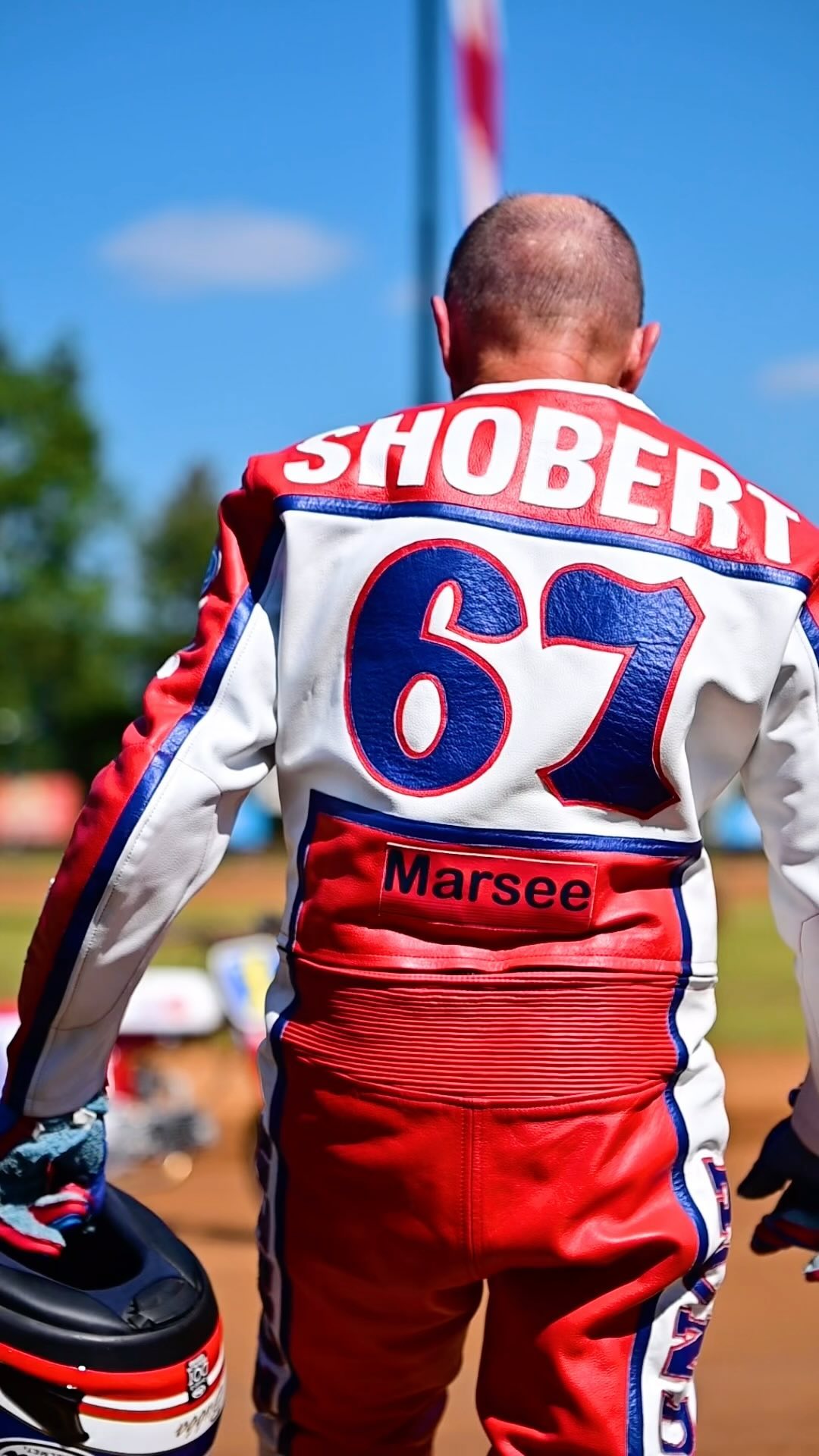 ON ANY SUNDAY ❤️
@bshobert67 
—
#sundaymotors #flattrack #moto